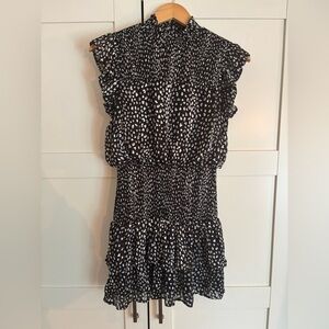 Aqua women’s Black and White Patterned mini dress size small